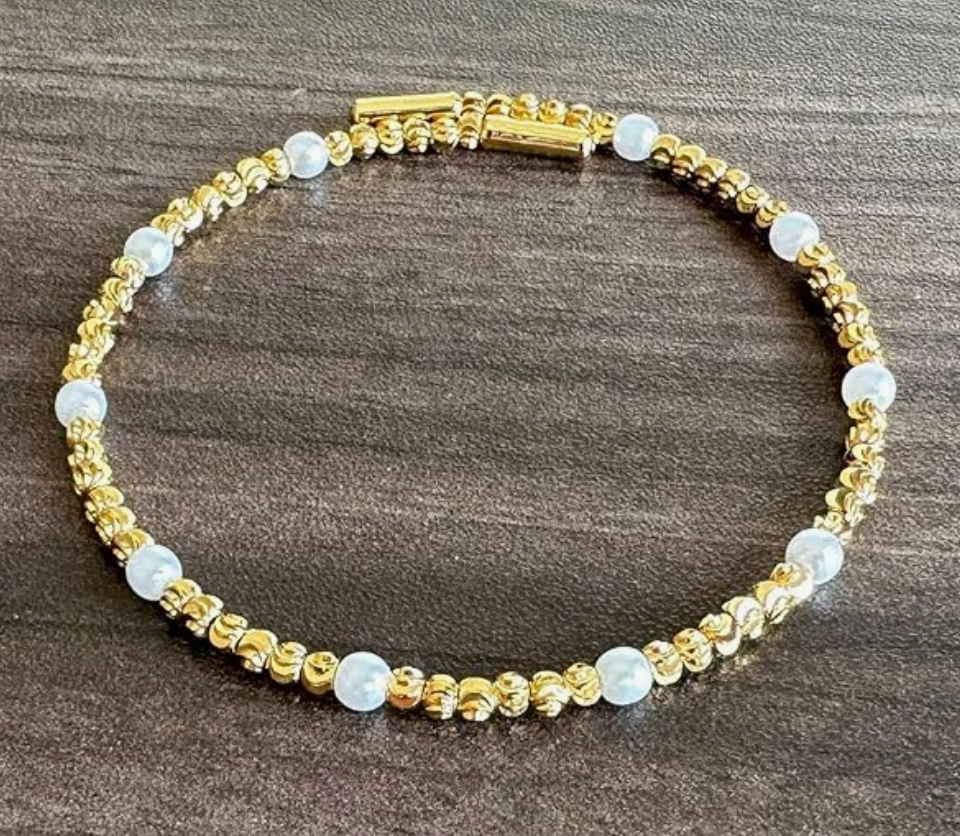 Sand Pearl 18k Gold Adjustable Bracelet