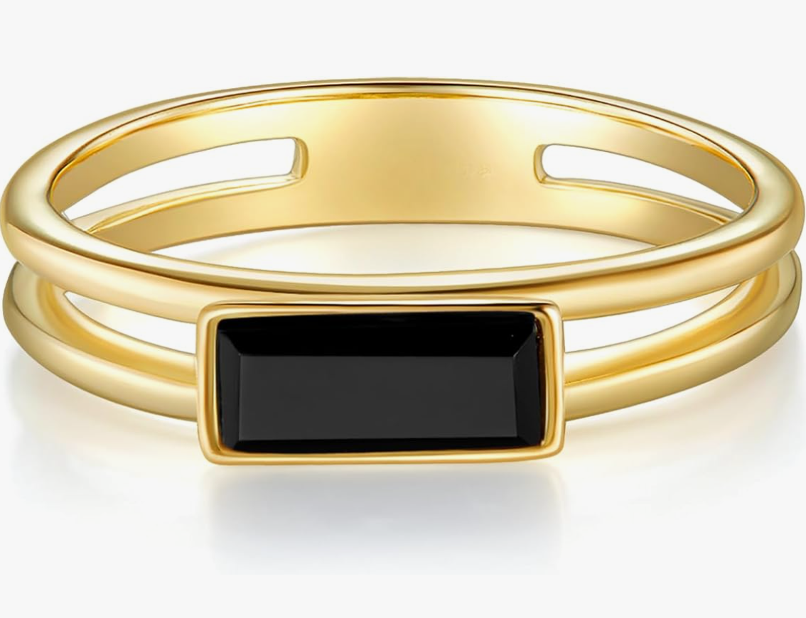 Exquisite Gold & Black Onyx Ring