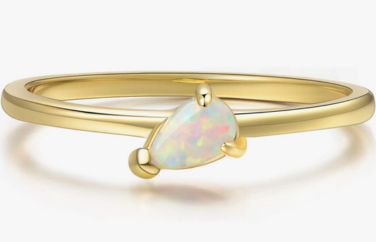 Beautiful Opal Gold Ring