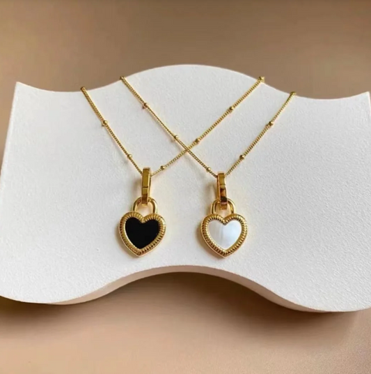 Minimalist Heart 18K Gold Necklace