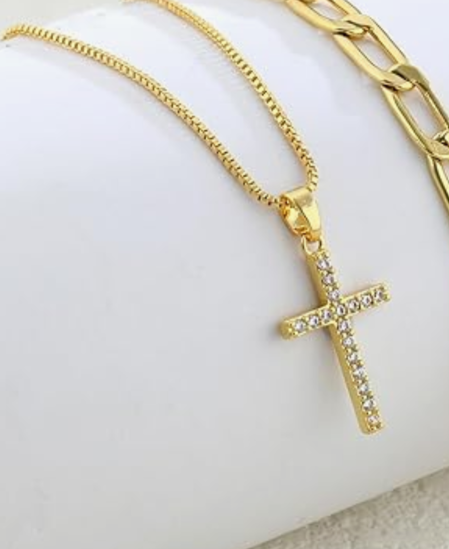 Stunning Cross 14K Gold Necklace
