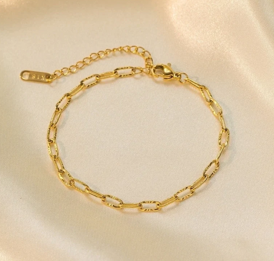Amor Paper clip Bracelet